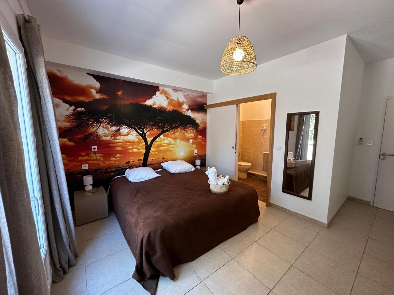 L'Hotel Du Bastier Ginasservis Luaran gambar