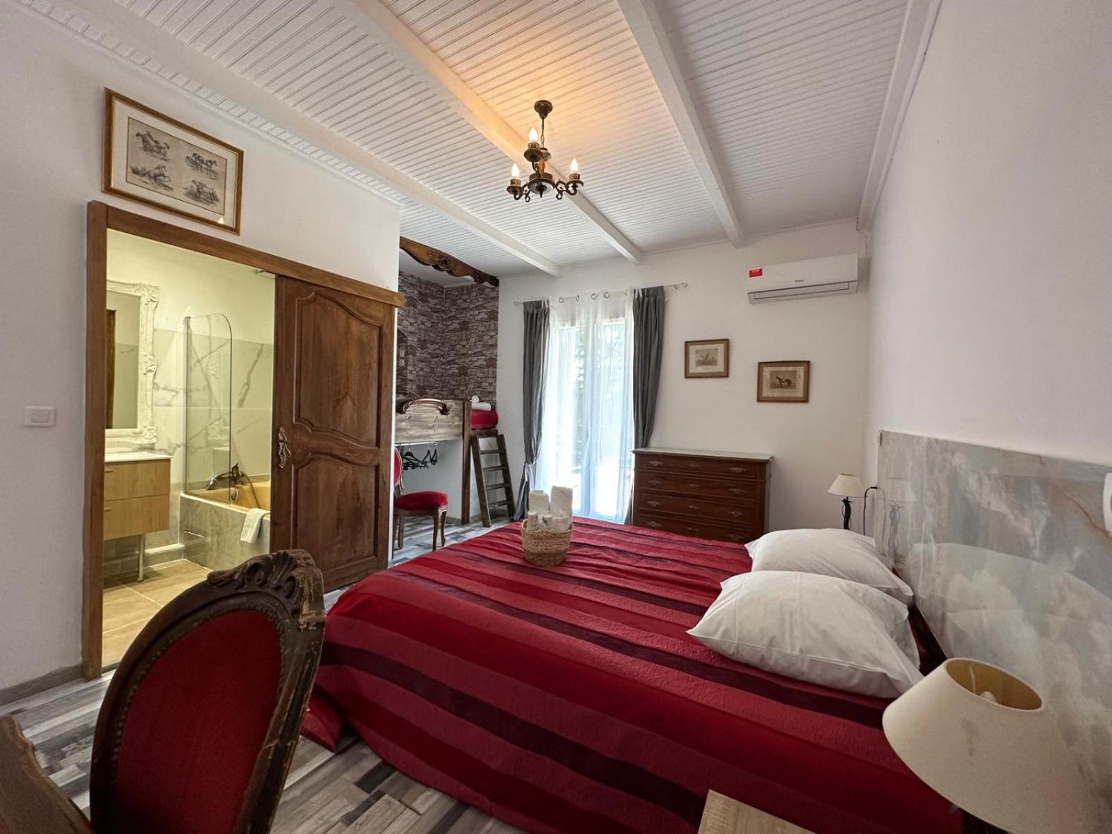 L'Hotel Du Bastier Ginasservis Luaran gambar